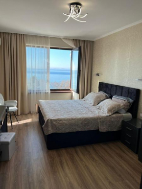 Luxury Penthouse Apartments at Valencia Gardens